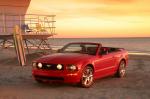 Ford Mustang GT Convertible 2005 года